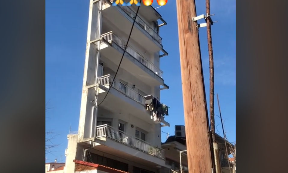 Η viral Πολυκατοικία της Έδεσσας με τα μπαλκόνια χωρίς… σπίτια (VIDEO)